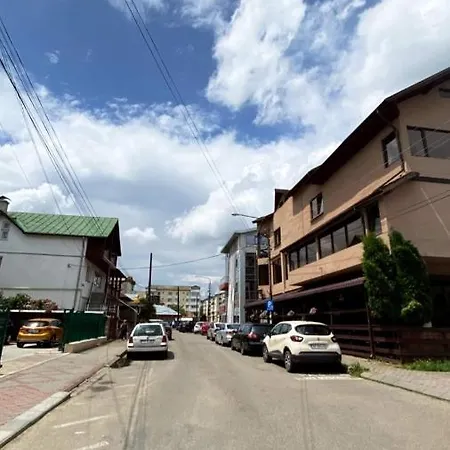 Ada Apartment
